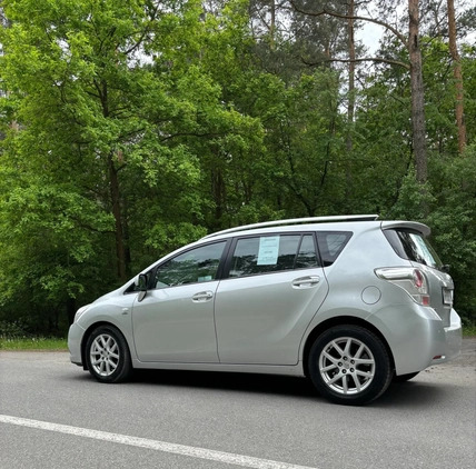 Toyota Verso cena 24900 przebieg: 267000, rok produkcji 2011 z Płock małe 232